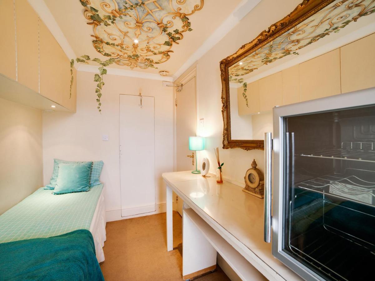 Oyo London Lodge Zewnętrze zdjęcie